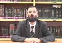 Un bébé à 4 pieds : Le Rav Ben Tsion Abba Chaoul l’avait vu avant les médecins !