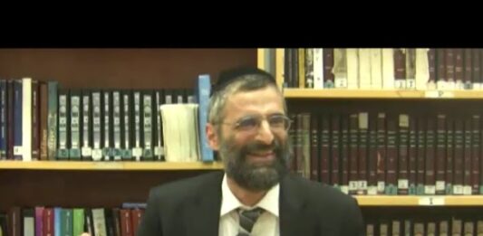 Comment prouver par A plus B que D.IEU existe ..?