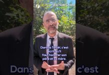 EXTRAORDINAIRE : IL N’A JAMAIS DIT « NON » À SES PARENTS !!